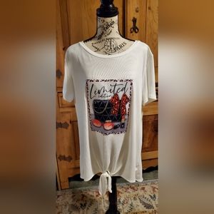 NWT Scarlett embellished short sleeve shirt. Size 2X.